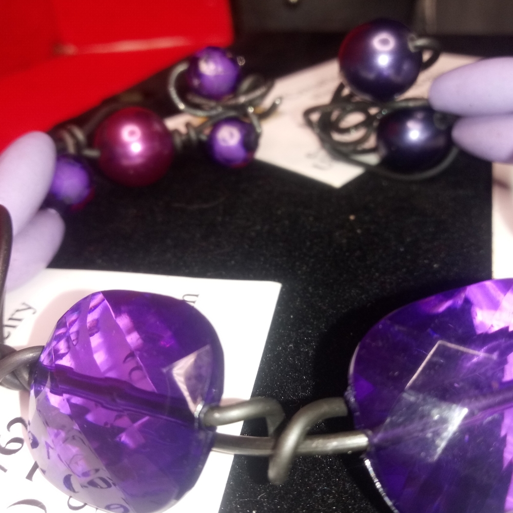 Jewelry - Picture 2 of 8